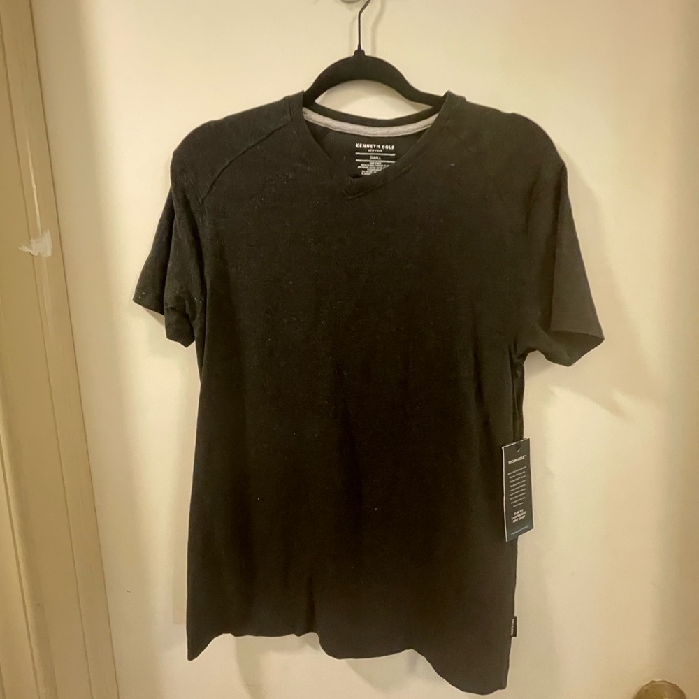 Dark gray/black Kenneth Cole Men's Black Crew Neck T-Shirt